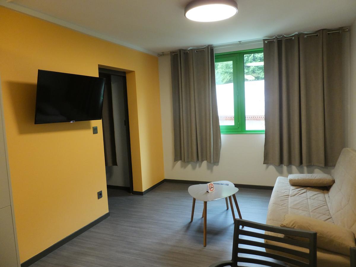 Residence Thermale Du Parc Ornolac-Ussat-les-Bains Ngoại thất bức ảnh